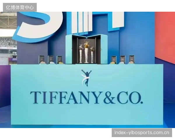 上海马拉松携手Tiffany定制奖牌，标志着城市头部赛事IP的商业价值正向奢侈品消费领域延伸
